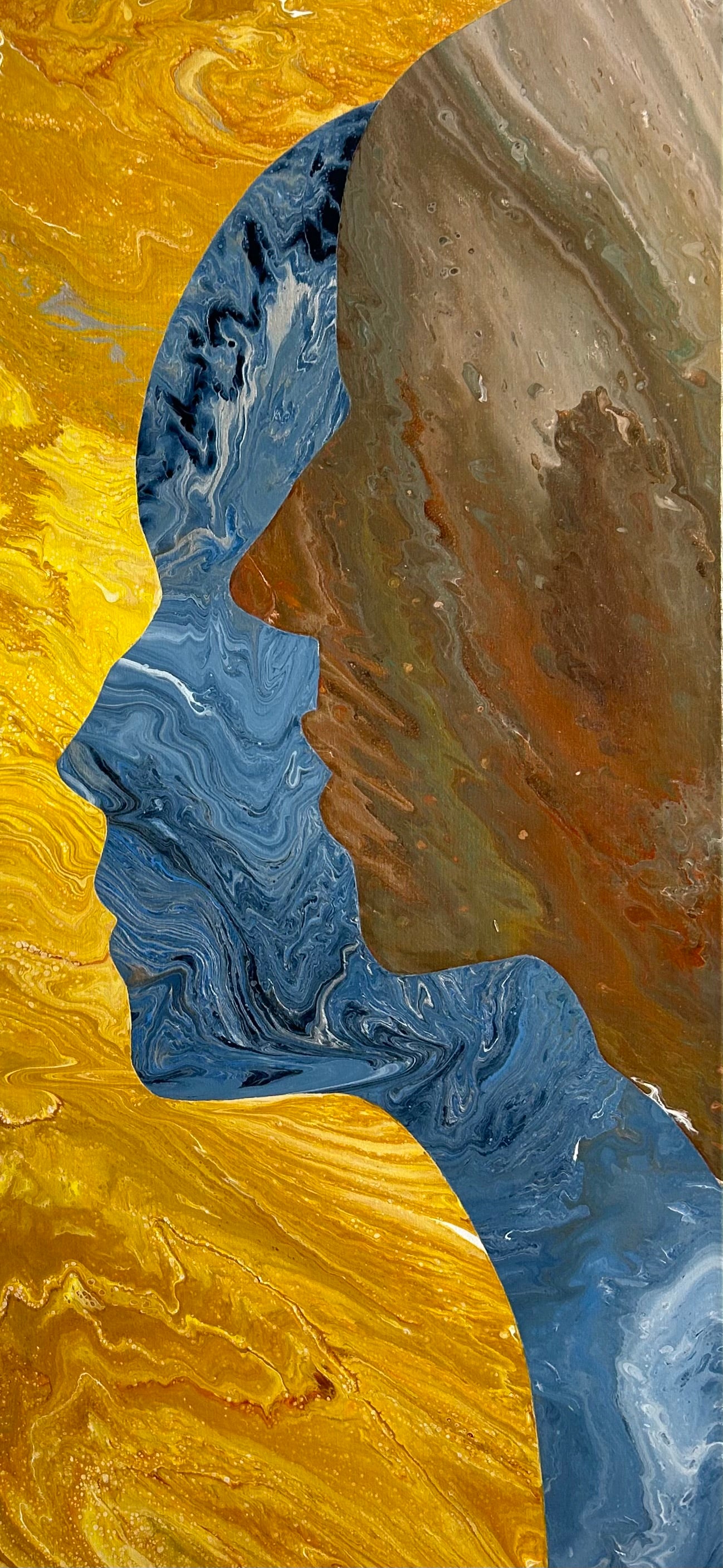 El Bes: earth, water, light